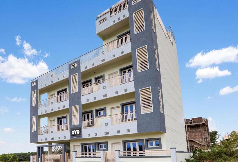 Spot On Hotel Formula One Grand