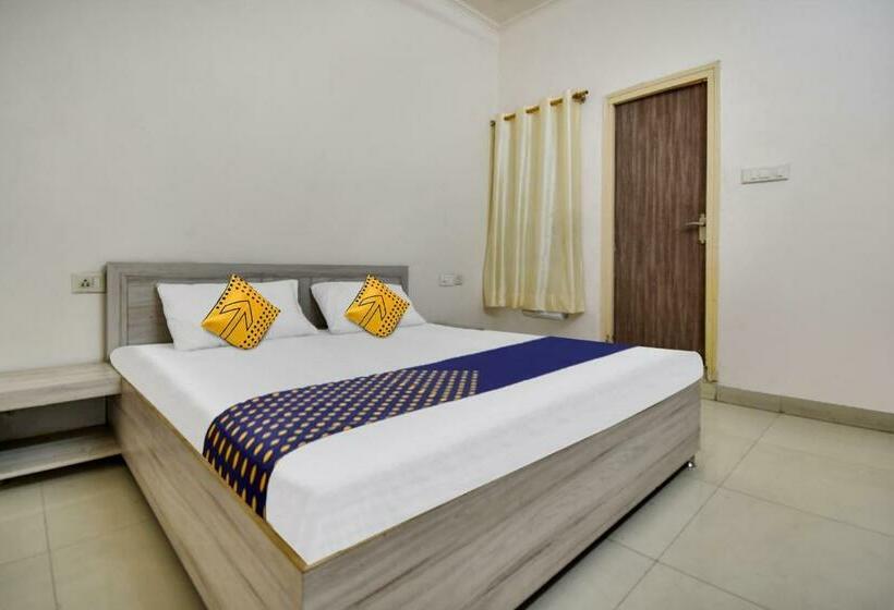 Отель Spot On 81226 Utkarsh Homestay