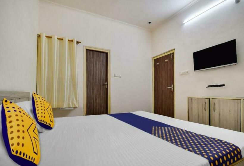 호텔 Spot On 81226 Utkarsh Homestay