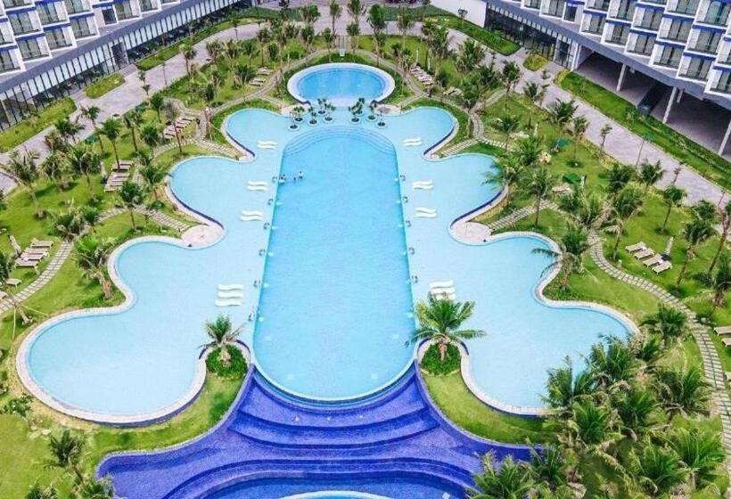 هتل The Sea View Cam Ranh Beach Resort