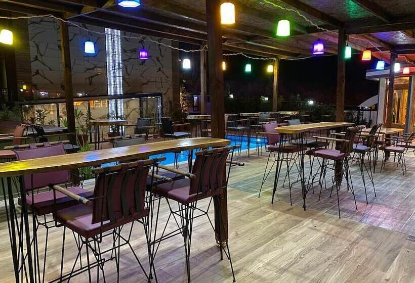 酒店 The Second House