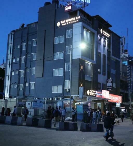 ホテル Western Keys