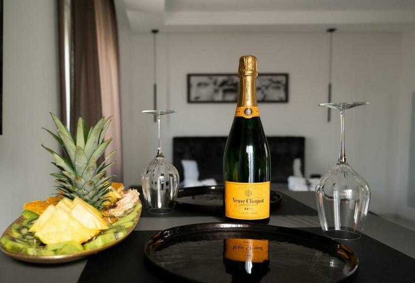 膳宿费 Diadema Luxury Suite