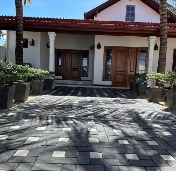 פנסיון New Al Hazm Beach Guest House