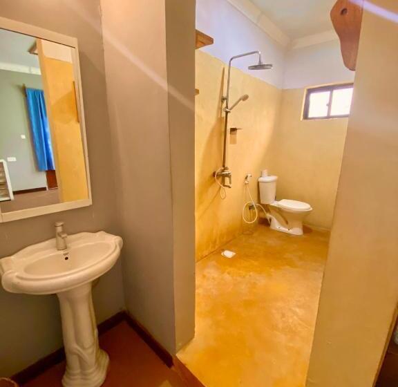 Пансион Ocean Wonder Dive & Stay