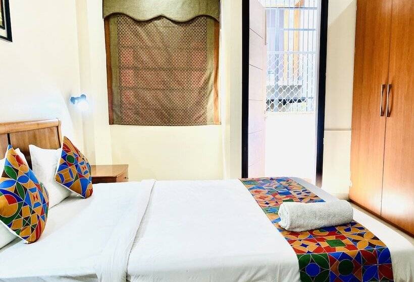 Qotel Hotel Noida Sector 51