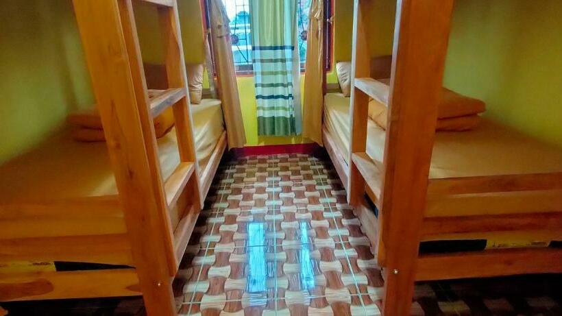 Ruteng Hostel