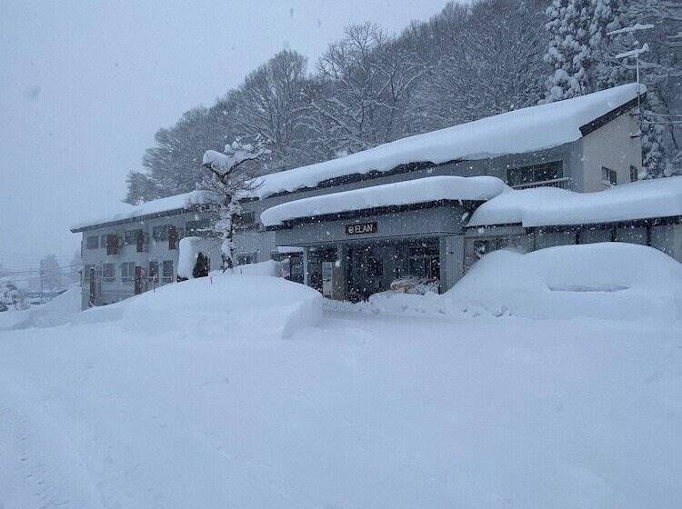 ريوكان Elan Hotel Lake Nojiri
