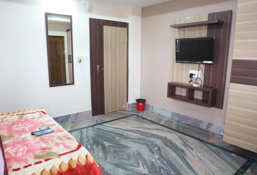 Staymaker Hotel Suraj   Only Indian Citizens Allowed