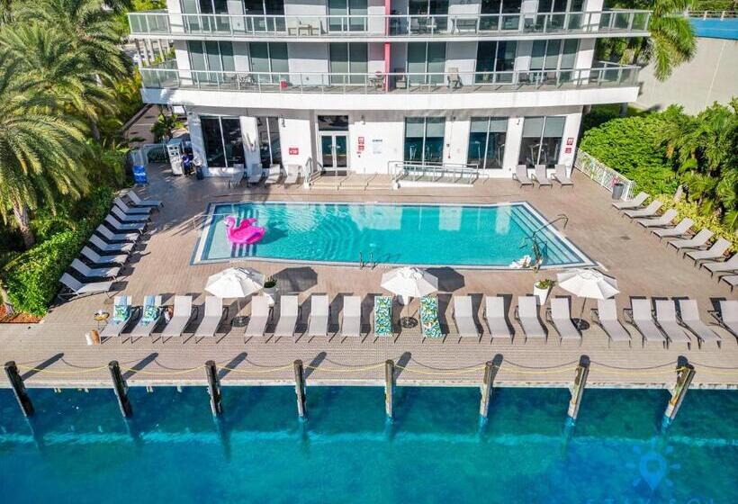 فندق صغير Infinite View Balcony Near Beach Pool