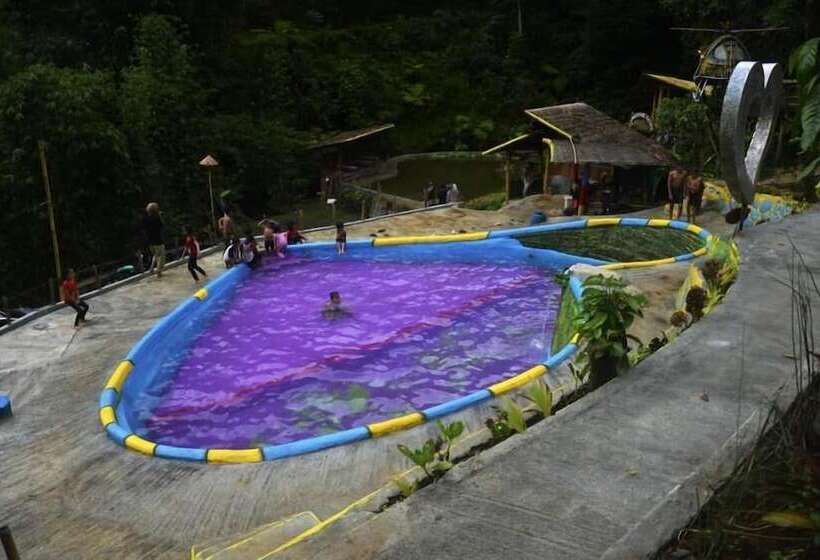 Bamboo Park & Resort Malino