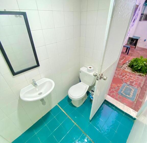 ベッドアンドブレックファースト Aurelia Compartida Hospedaje