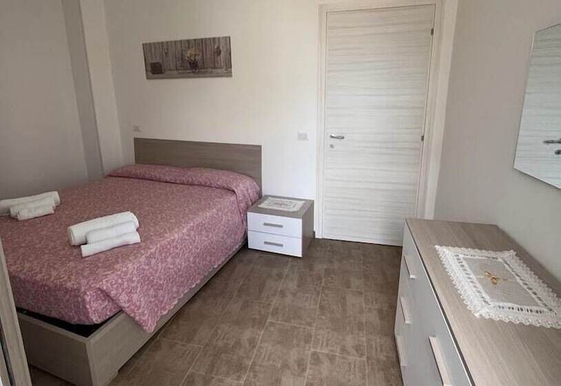 تختخواب و صبحانه La Perla A Marzamemi