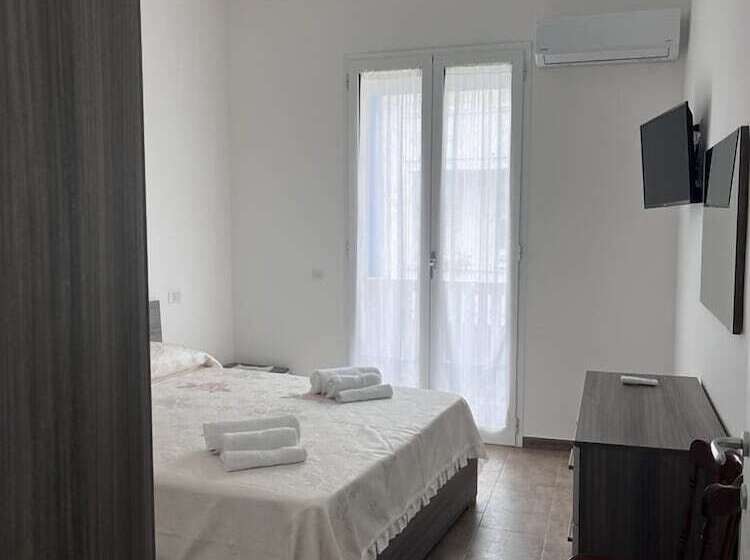 تختخواب و صبحانه La Perla A Marzamemi