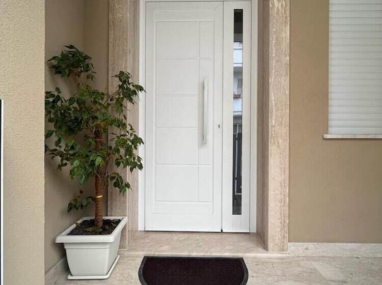 تختخواب و صبحانه La Perla A Marzamemi