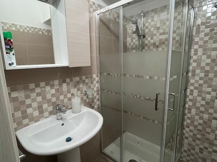 تختخواب و صبحانه La Perla A Marzamemi