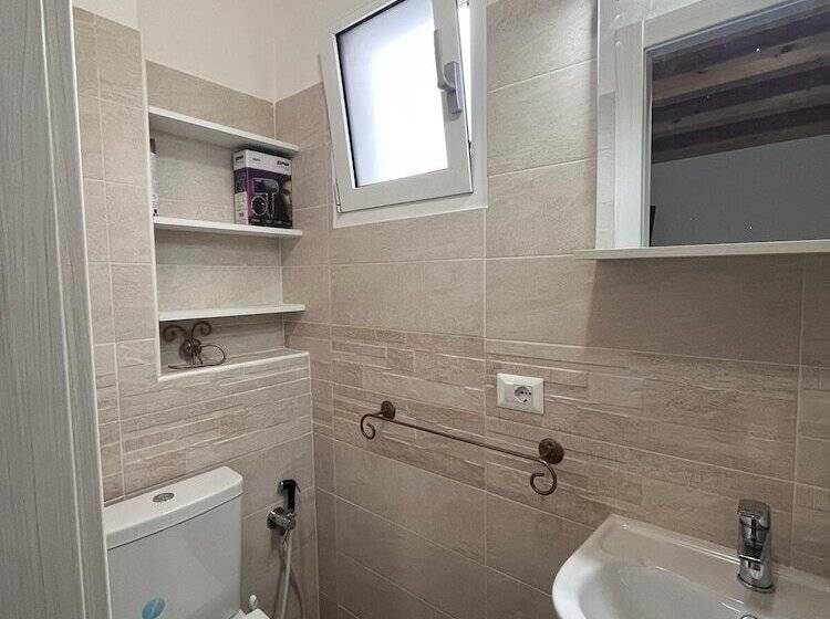 تختخواب و صبحانه La Perla A Marzamemi