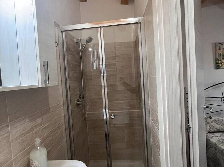 تختخواب و صبحانه La Perla A Marzamemi