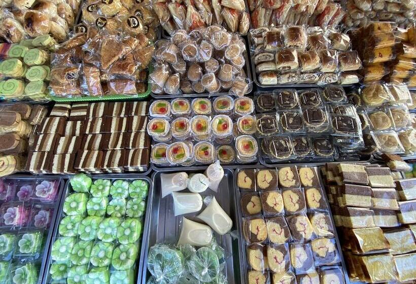 مبيت وإفطار Singgah Macanan