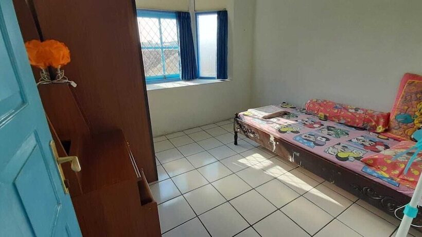 مبيت وإفطار Singgah Macanan