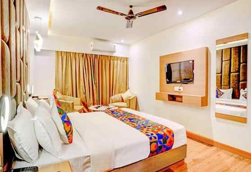 Super Hotel O Sunrise Suites