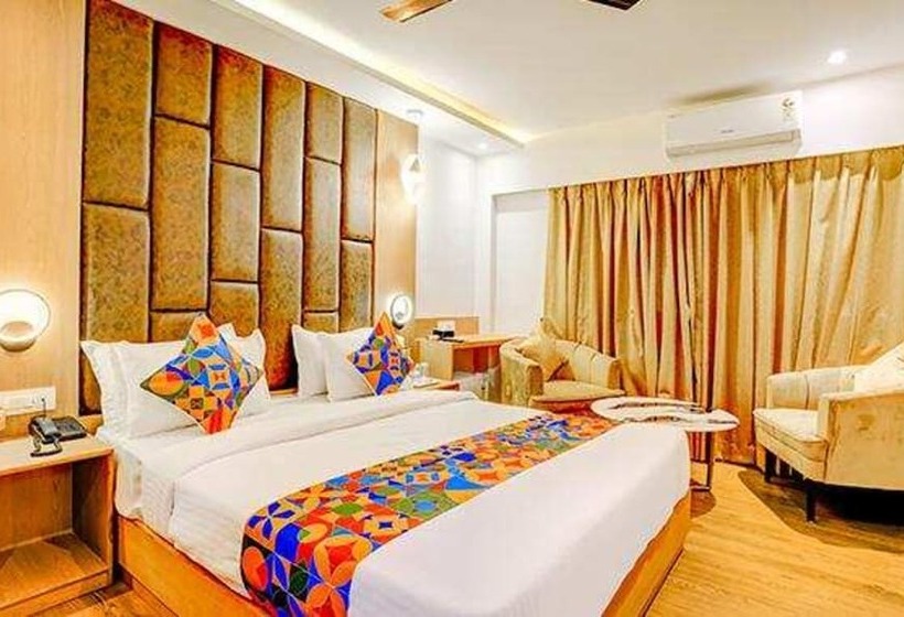 Super Hotel O Sunrise Suites