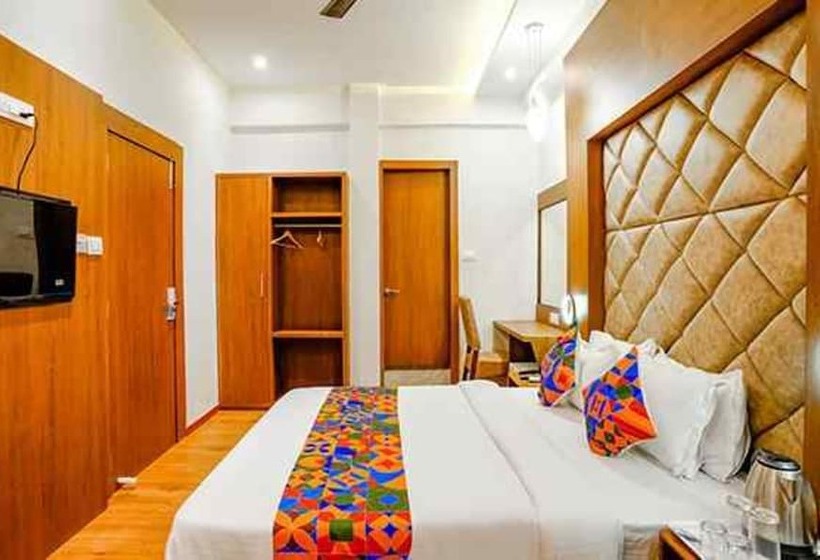 Super Hotel O Sunrise Suites