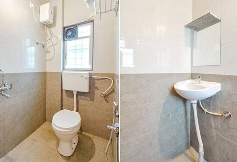 Fabhotel The Golden Leaf