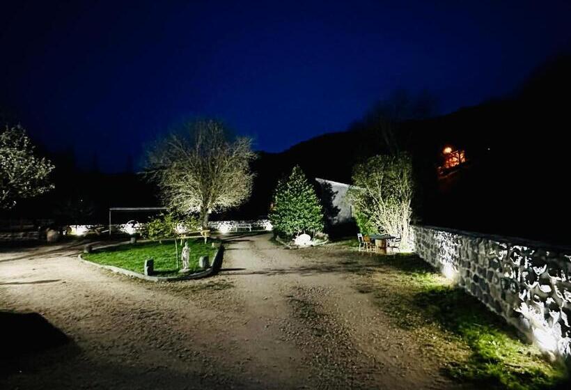 Hl Hotel De La Loire