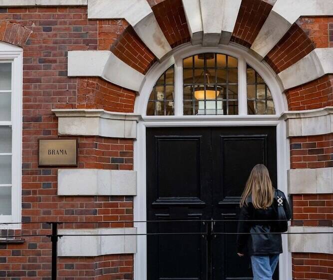 בית מלון כפרי Brama