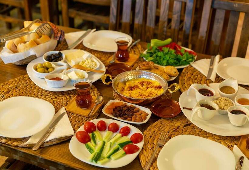 בית מלון כפרי Cappadocia Inans Cave & Swimming Pool Hot