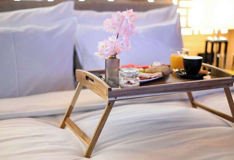 هتل Hanami Design