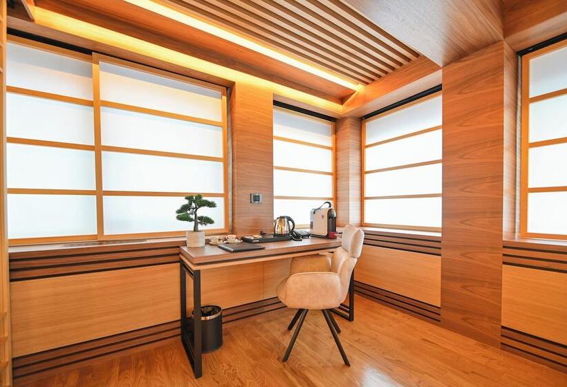 هتل Hanami Design