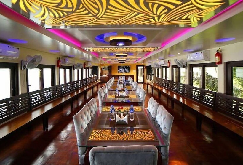 酒店 Kerala Boathouse