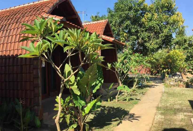 בית מלון כפרי Kubu Pering