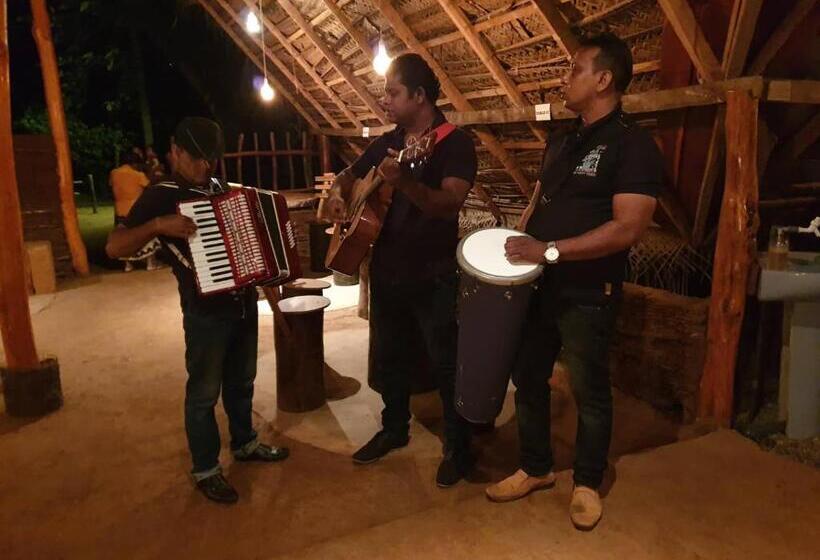 ホテル Monara Arana Farm Resort