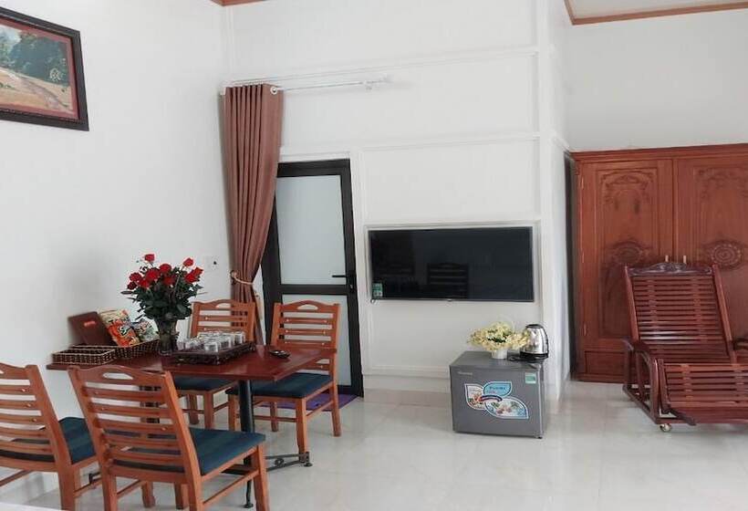 ホテル Nha Xanh Homestay