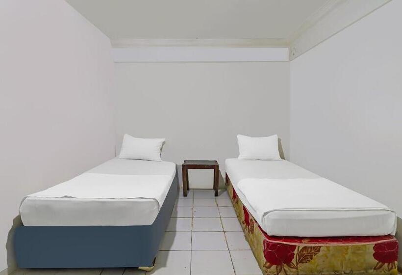 בית מלון כפרי Oyo 92484 Wisma Permata Syariah