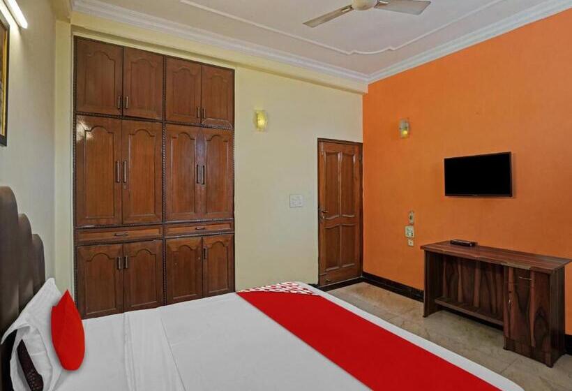 Hotel Oyo Flagship 81208 The Moonlight Residency