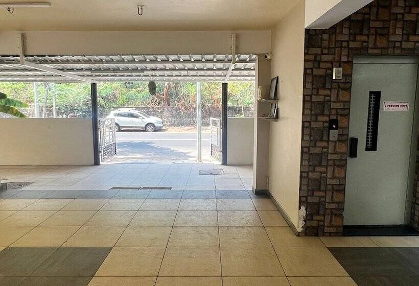호텔 Royal Villa Guest House