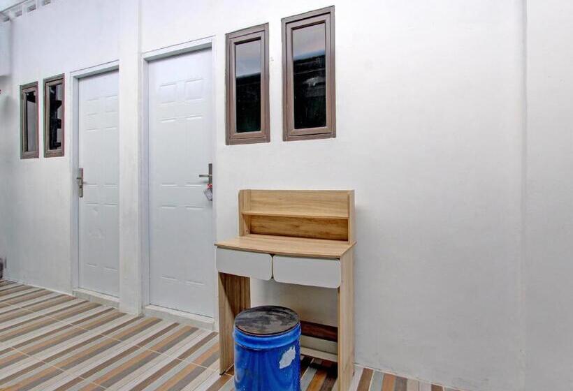 בית מלון כפרי Spot On 92490 Casa Homestay Syariah