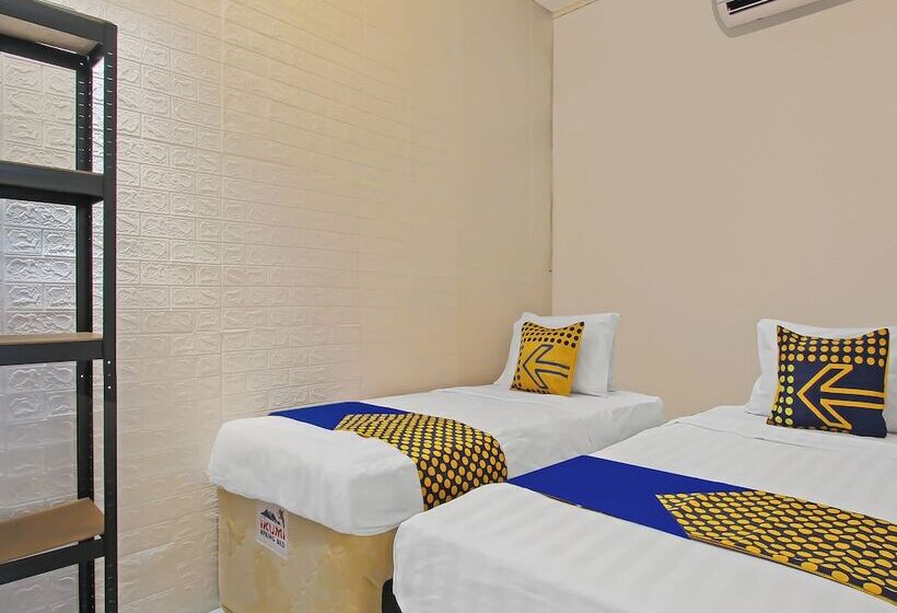 호텔 Spot On 92495 Wisma Ayemneartaman Doa Maria Gereja Bongsari