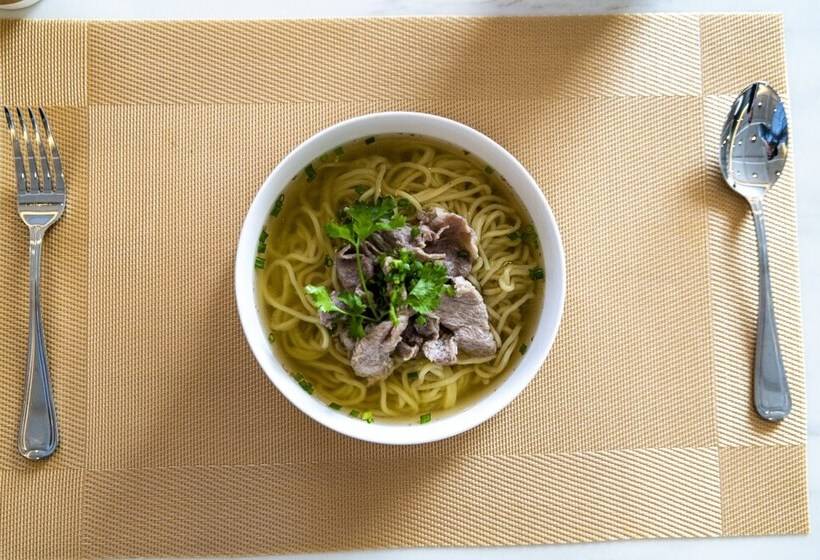 St Hotel Wattay Airport