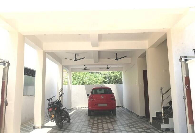 ホテル Urban Stay