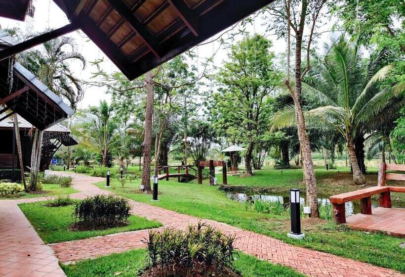 Nan Bluesky Resort And Spa