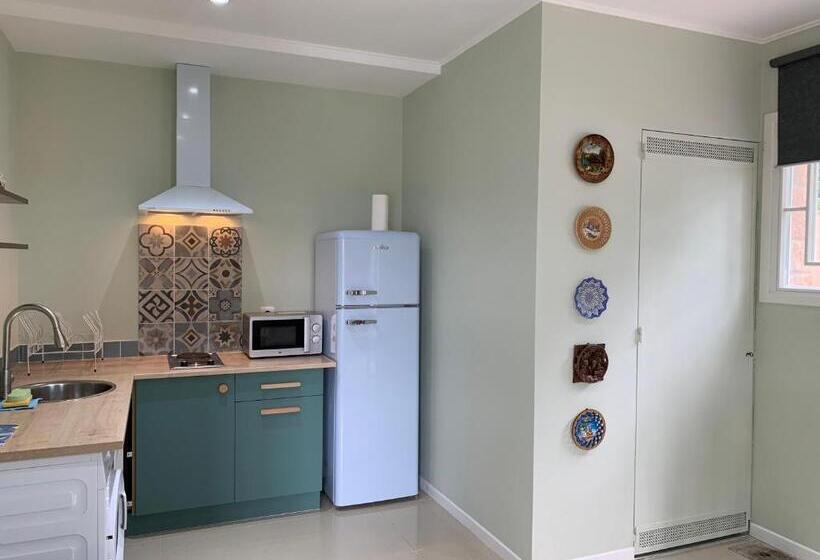 بنسيون Brise Des Pins