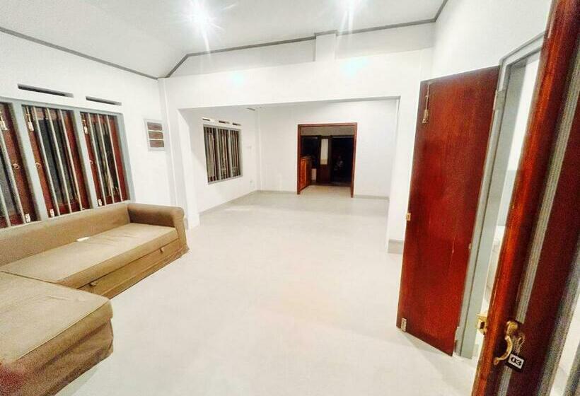 펜션 Hiri Point Villa