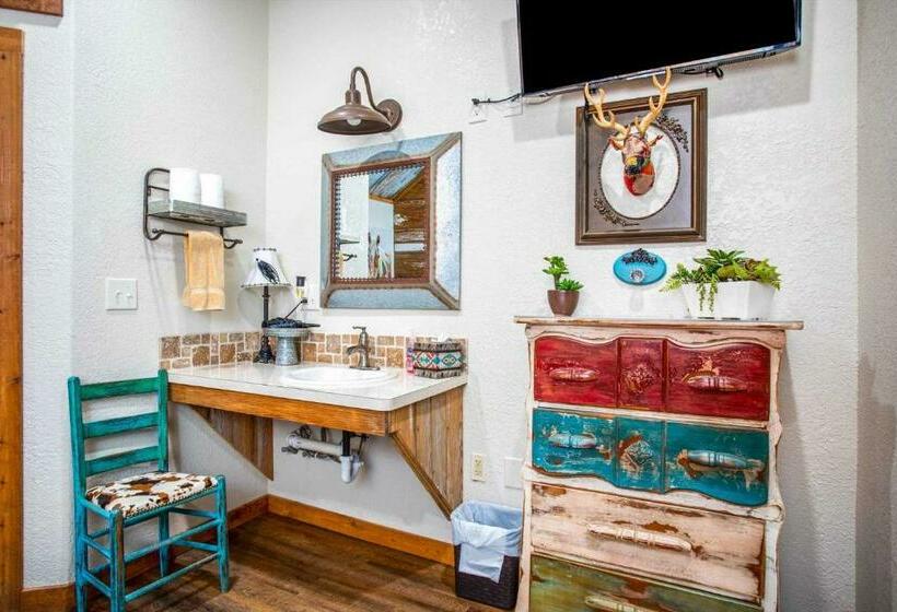 펜션 Lonesome Dove Bandera Cabin