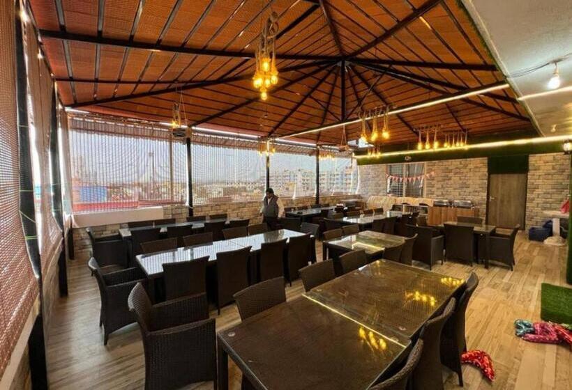 פנסיון Lutino Homes Couple Friendly Family Ac Rooms Near To Baiyappanhalli Metro Station