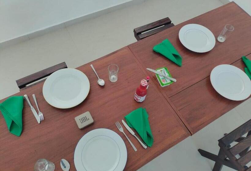 膳宿费 Serugahawatta